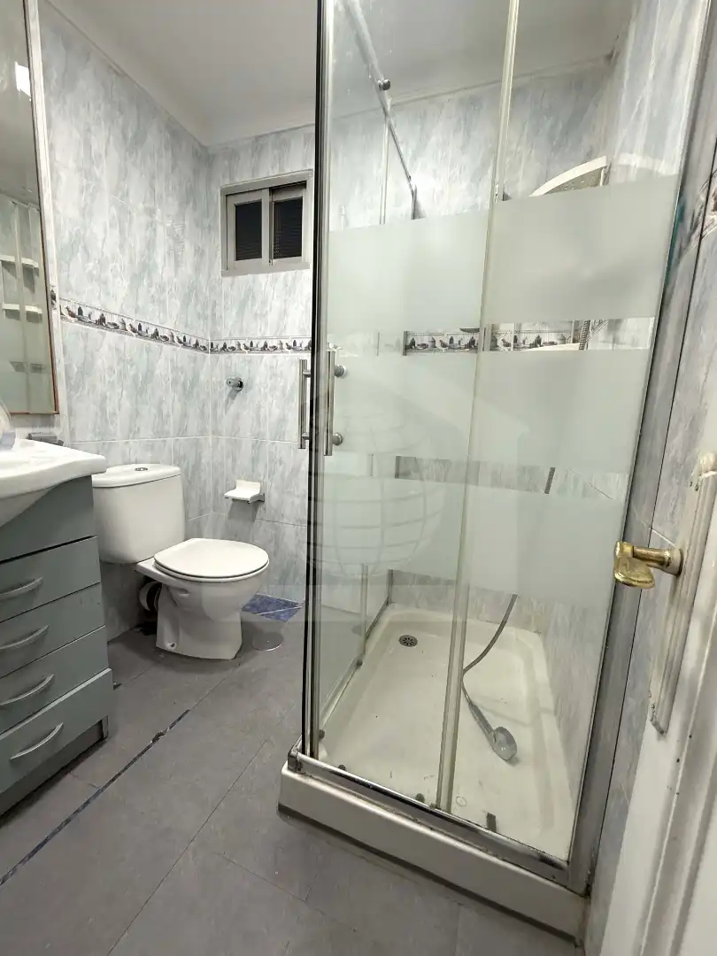 Baño de Piso en venta en Málaga con Aire acondicionado, Terraza y Amueblado