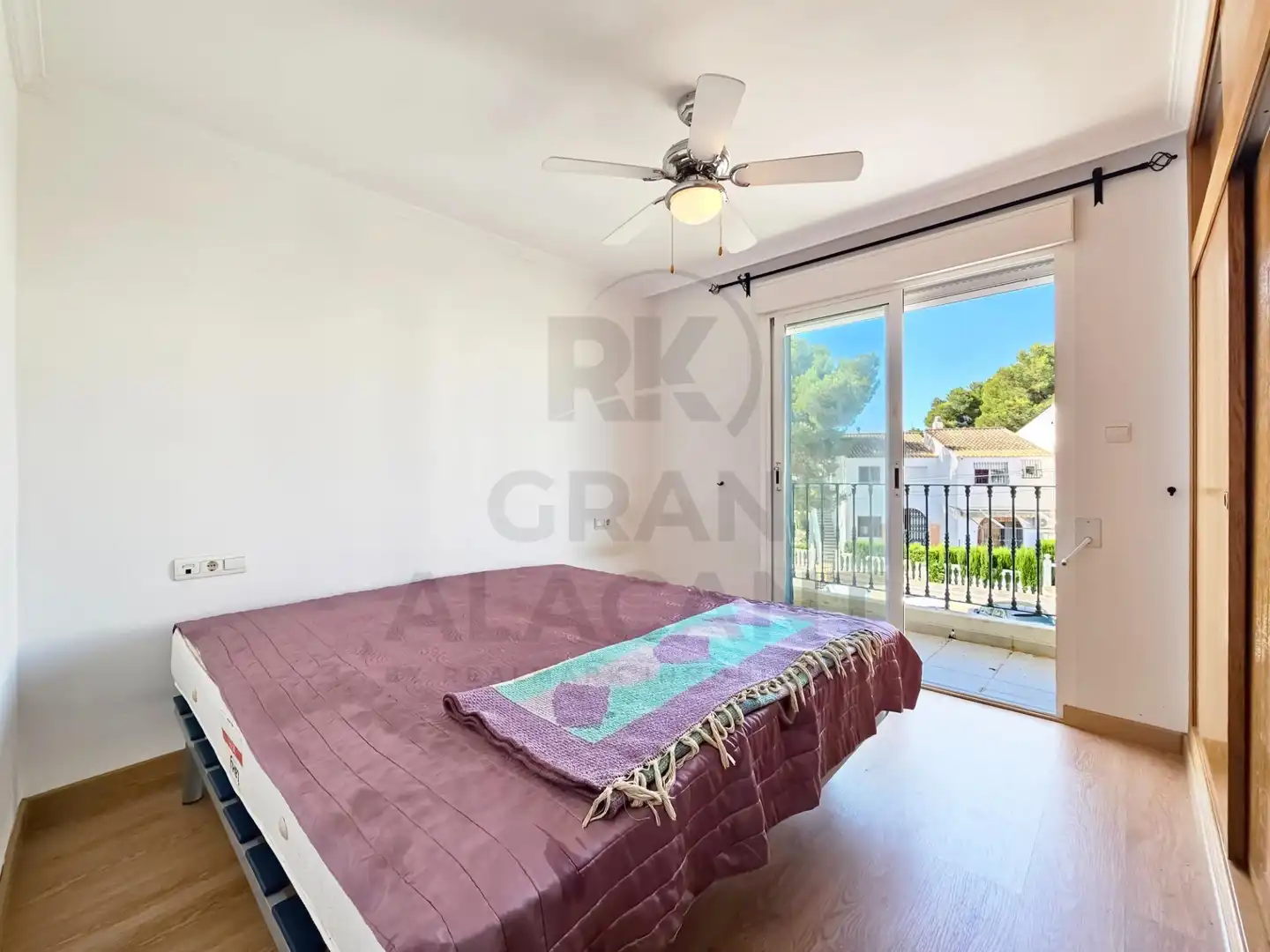 Habitación de Casa o chalet en venta en Santa Pola con Jardín privado, Terraza y Trastero