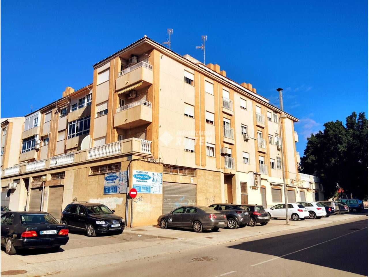 Vista exterior de Pis en venda en Cartagena amb Aire condicionat i Balcó