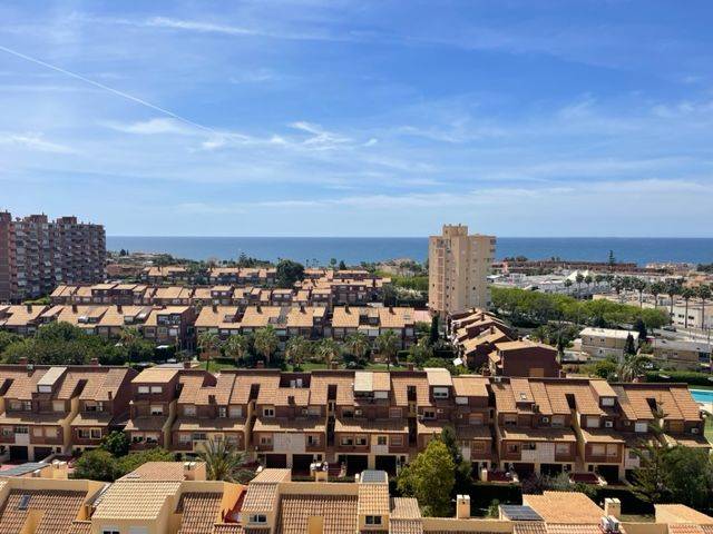 Piso en Venta en Calle Arpón en Cabo de las Huertas