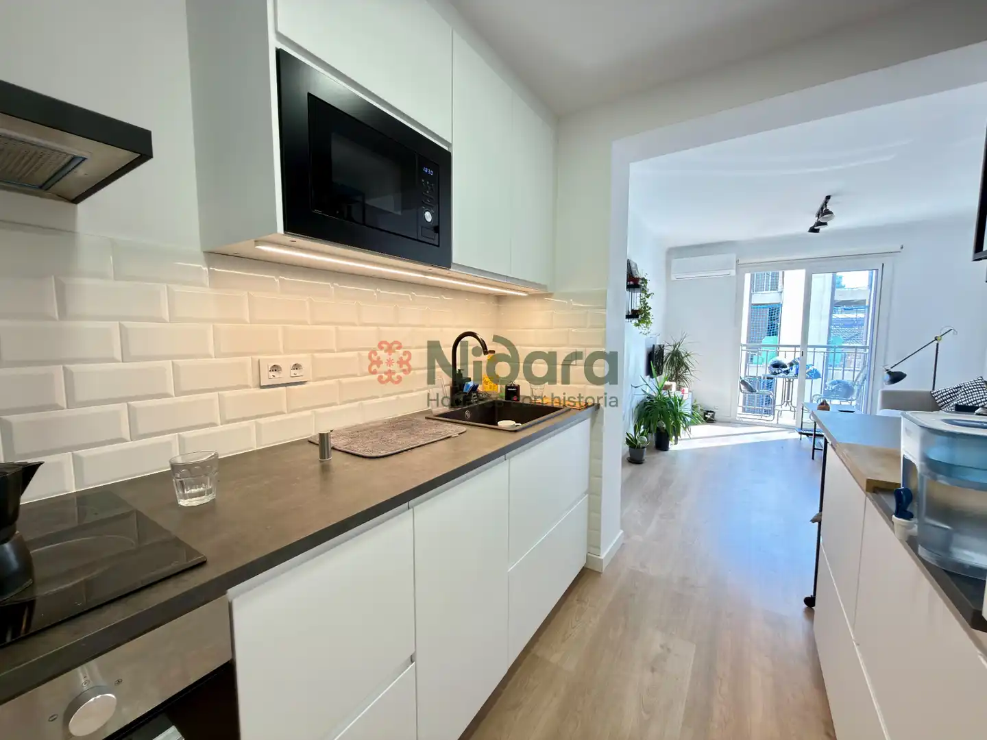 Kitchen of Flat for sale in Barcelona  with Air Conditioner, Heating and Parquet flooring