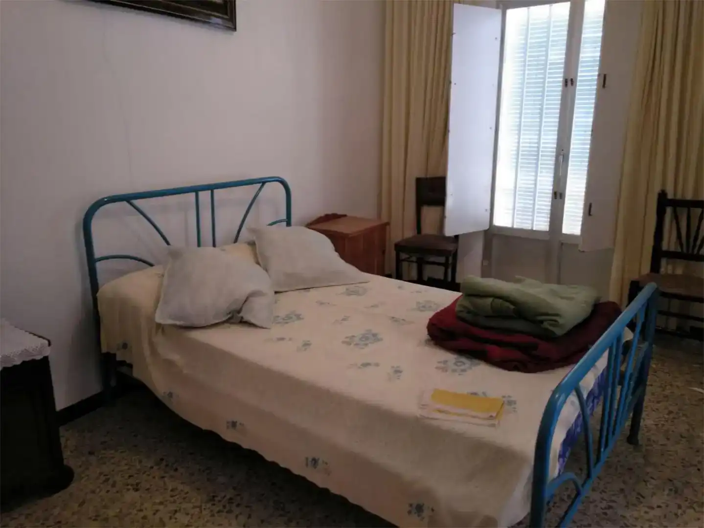 Habitación de Casa adosada en venta en Membrío con Amueblado