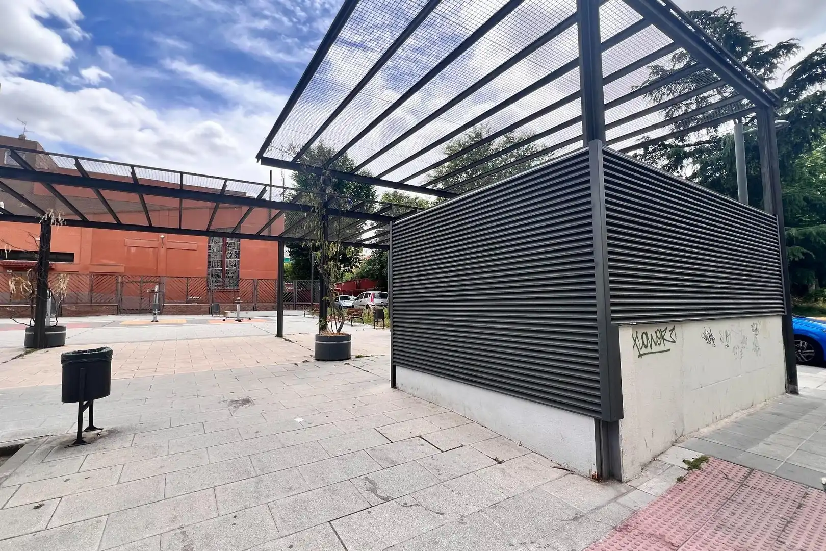 Exterior view of Garage for sale in Móstoles