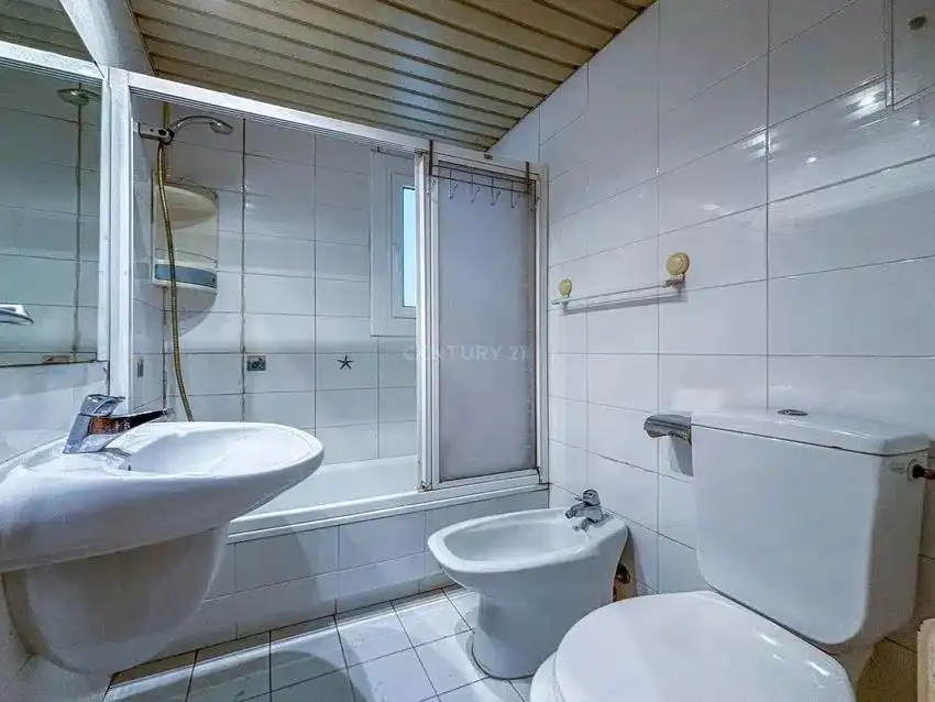 Piso en venta en TURO, 9, Montgat
