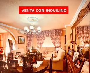 Living room of Flat for sale in Linares  with Air Conditioner, Furnished and Oven