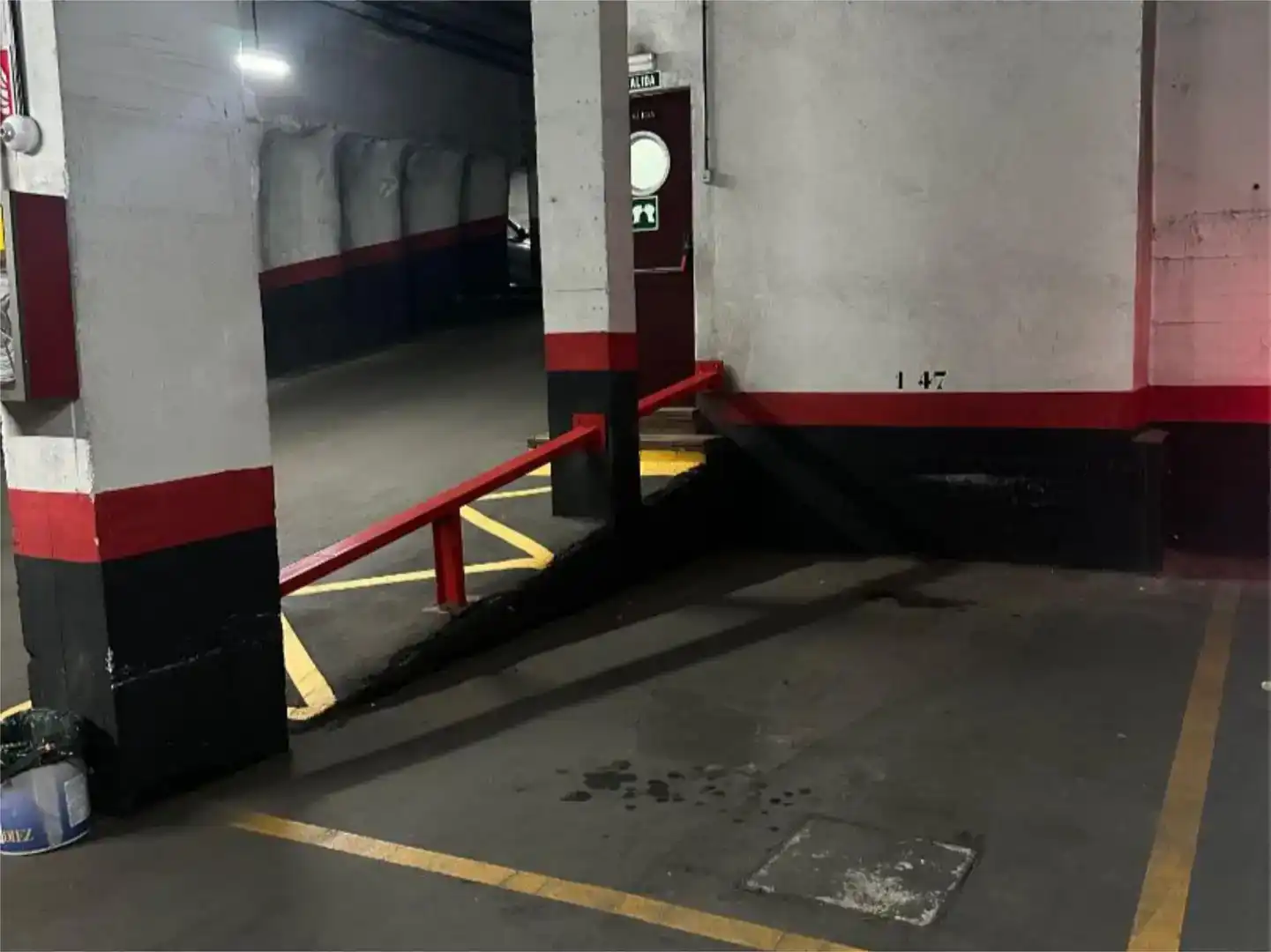 Parking of Garage for rent in Madrid
