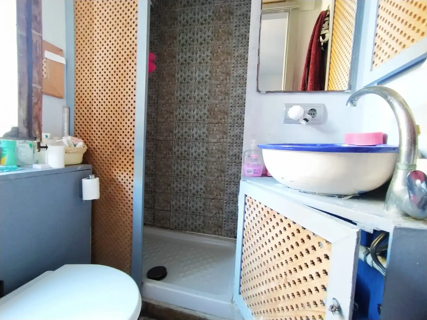 Badezimmer von Wohnung zum Verkauf in Barcelona mit Klimaanlage, Heizung und Möbliert