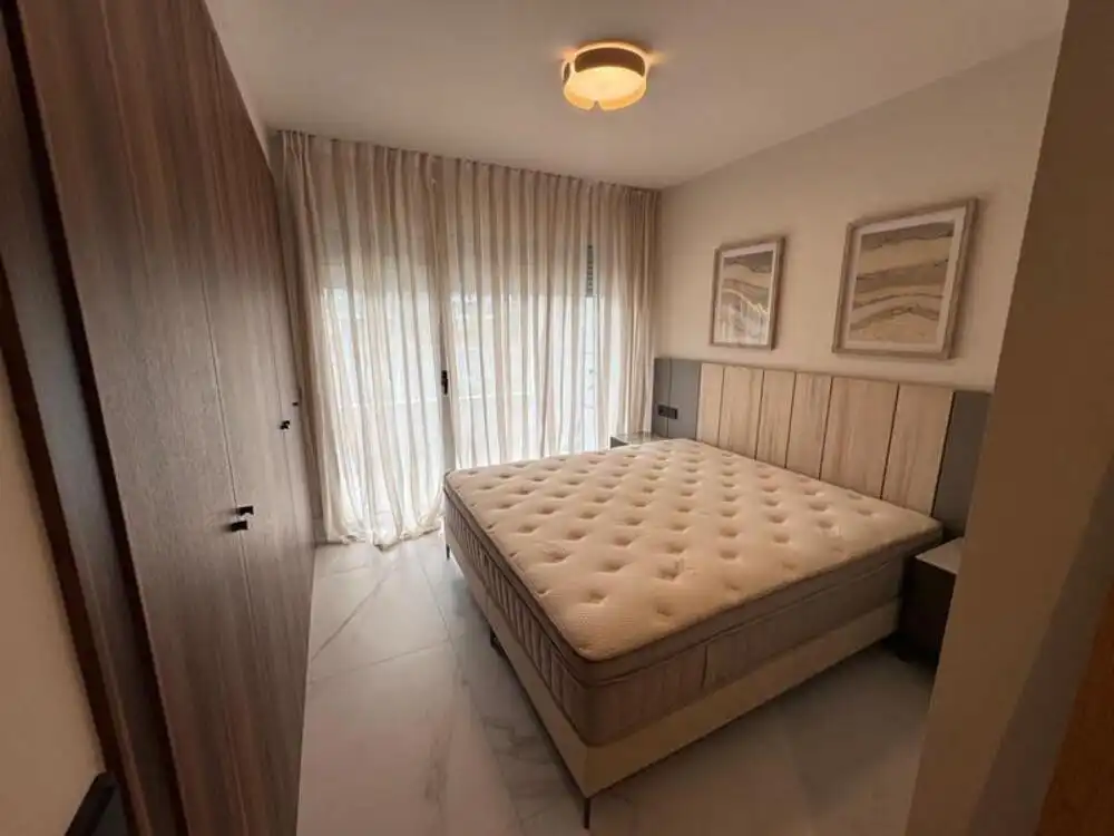Habitación de Apartamento de alquiler en Marbella con Aire acondicionado, Terraza y Piscina