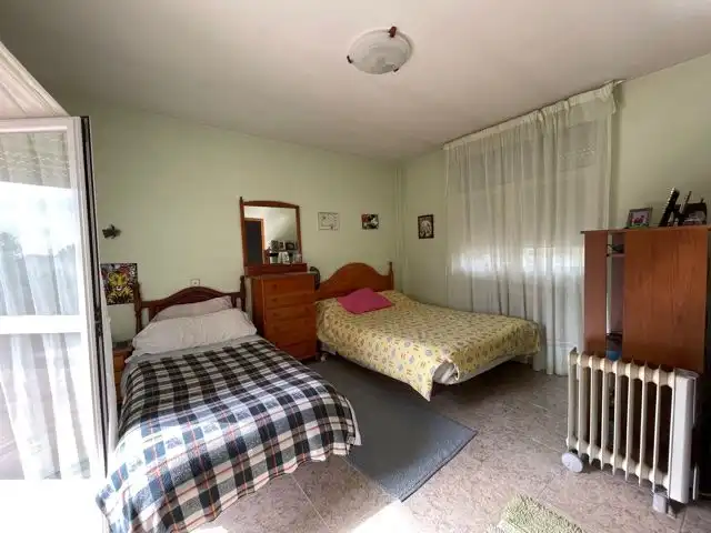 Dormitori de Casa o xalet en venda en Valdemorillo amb Calefacció, Jardí privat i Terrassa