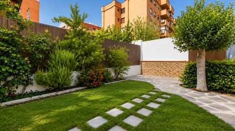 HOGARES ALCOBENDAS VENDE EXCLUSIVO CHALET TOTALMENTE REFORMADO EN EL ENSANCHE DE ALCOBENDAS – EFICIENCIA ENERGÉTICA, DISEÑO Y CALI