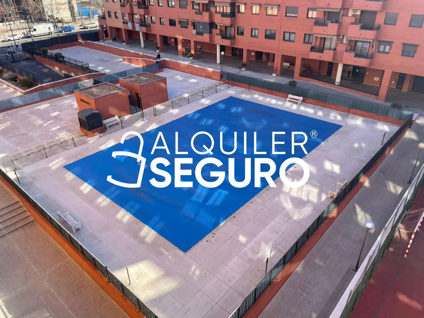 Piscina de Piso de alquiler en Alcorcón con Aire acondicionado, Calefacción y Terraza