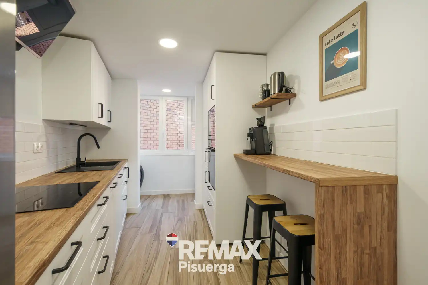 Cocina de Piso en venta en Valladolid con Calefacción, Parquet y Terraza
