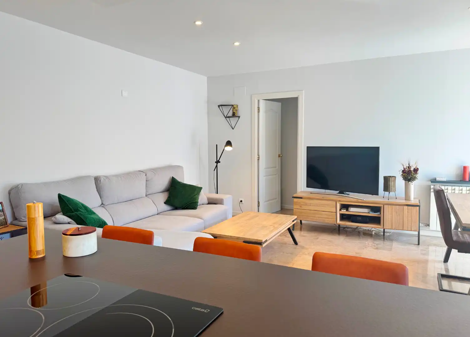 Sala de estar de Piso en venta en Girona con Aire acondicionado, Calefacción y Trastero