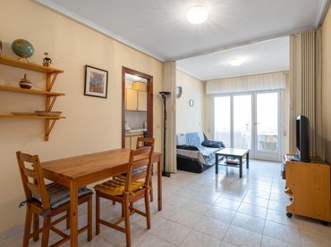 Apartament amb balcó en venda a Centro
