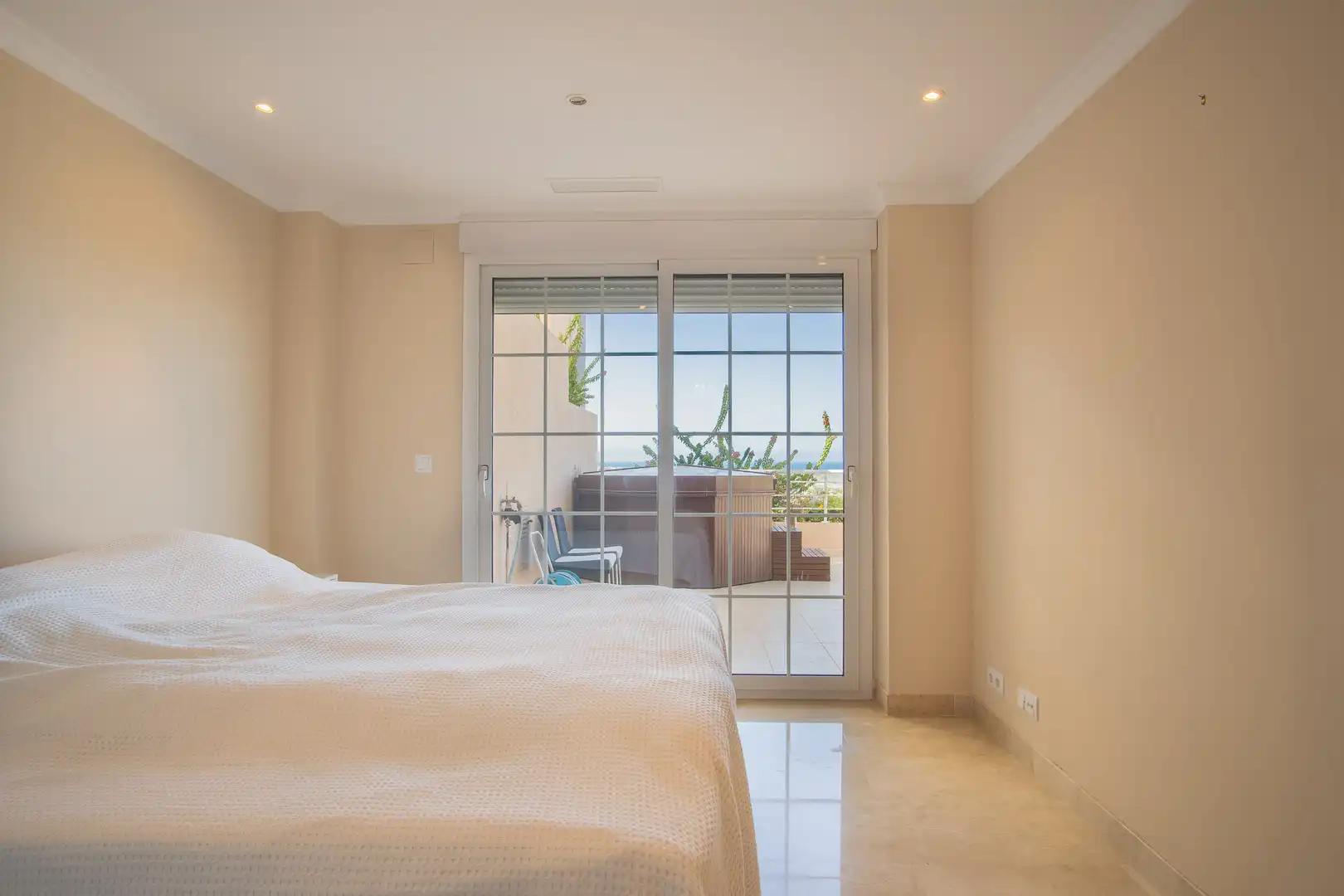 Dormitori de Apartament en venda en Pedreguer amb Terrassa i Jacuzzi