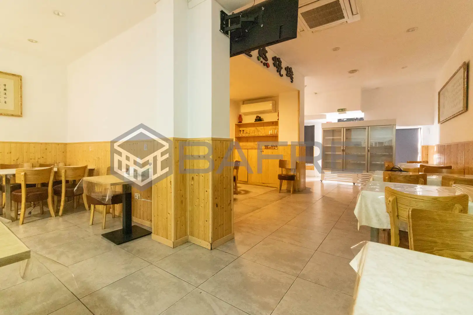 Premises for sale in  Madrid Capital