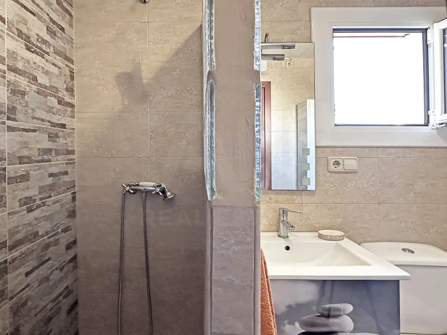 Casa aparellada en venda a Roda de Barà, imagen 27