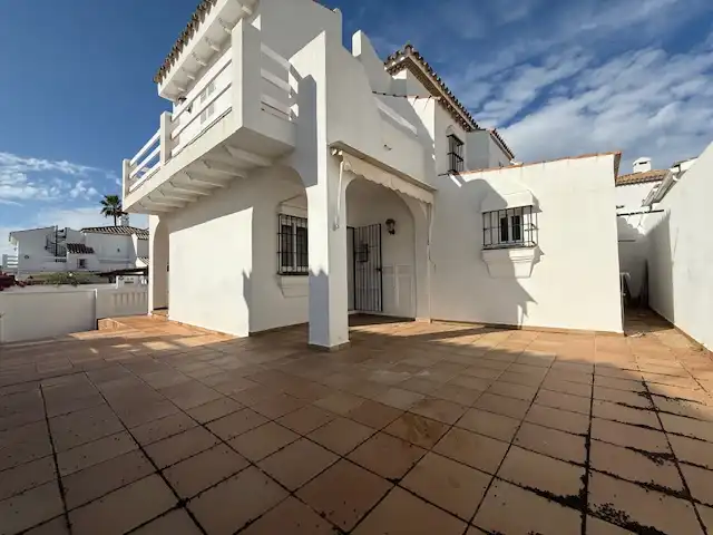 Exterior view of Detached homes for sale in Chiclana de la Frontera  with Air Conditioner, Heating and Terrace