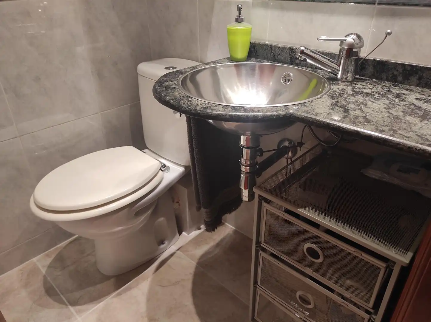 Bathroom of Flat for sale in Sant Just Desvern  with Air Conditioner, Heating and Balcony