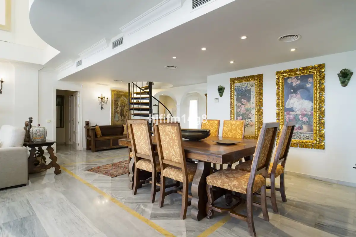 Penthouse mit Aufzug zum Verkauf in Nueva Andalucía, imagen 8
