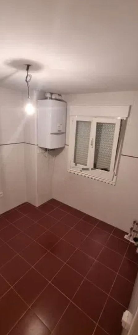Bathroom of Flat for sale in Lerma  with Air Conditioner and Heating