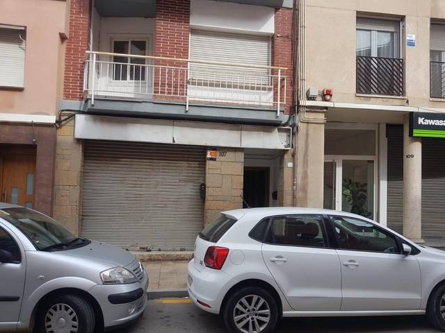 Local comercial en Venta en PERE PUIG en Martorell