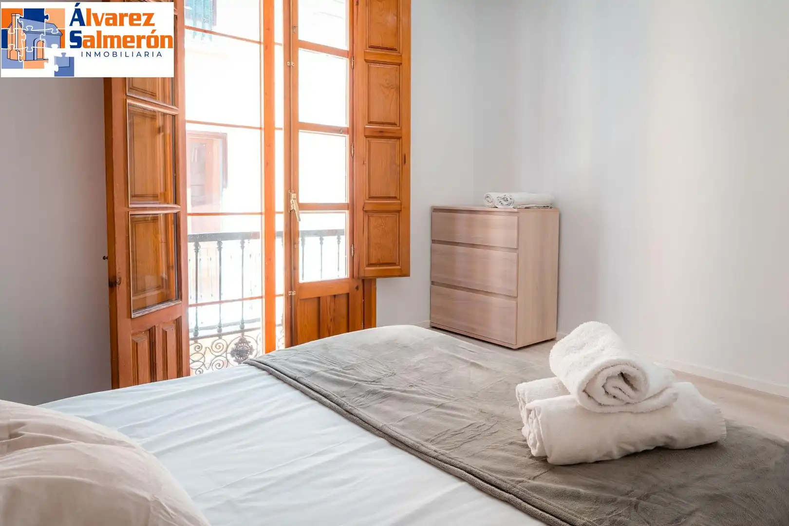 Bedroom of Flat for sale in Granada