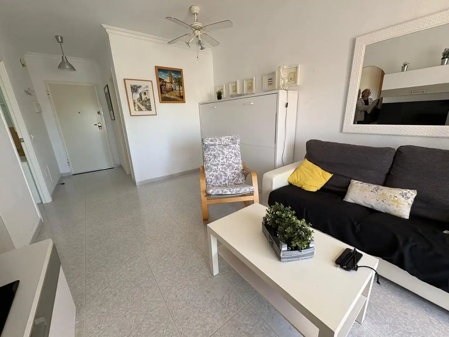 Sala d'estar de Apartament de lloguer en Torrox amb Terrassa i Piscina comunitària