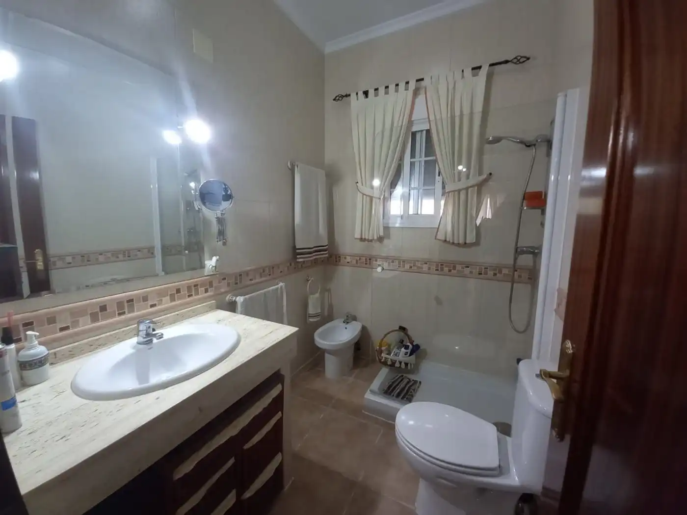 Baño de Casa o chalet en venta en Córdoba con Aire acondicionado, Jardín privado y Terraza