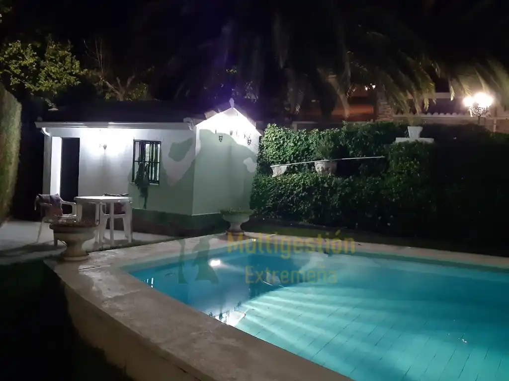 Piscina de Casa o xalet en venda en Cáceres