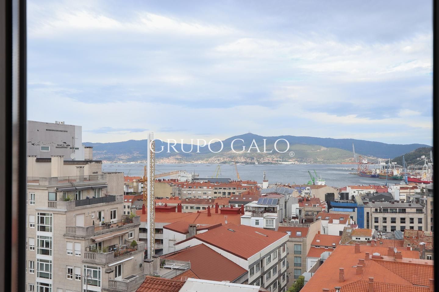 Piso de alquiler en Rúa De Urzáiz, Centro - Areal, Centro Urbano