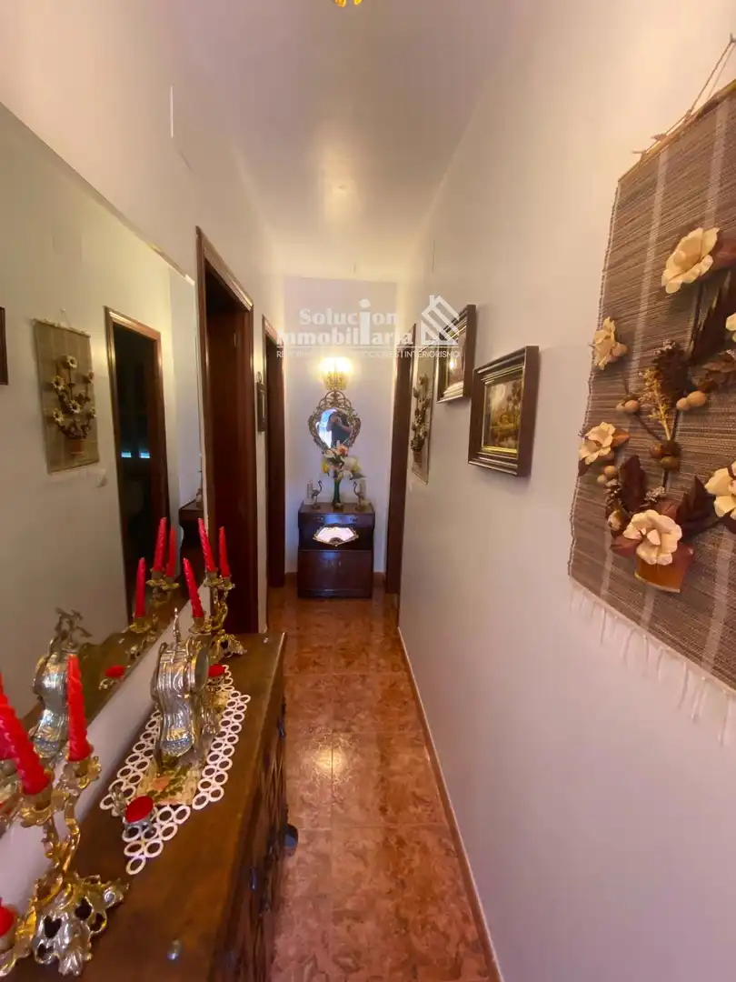 Casa o xalet en venda en Calvarrasa de Arriba amb Traster i Moblat