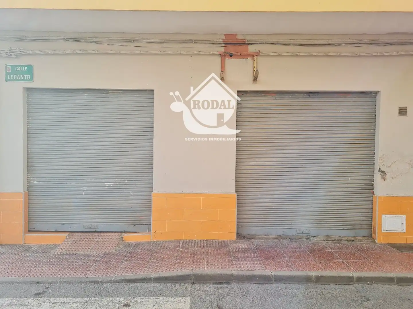 Local en venta en Huércal de Almería con Internet y Alarma