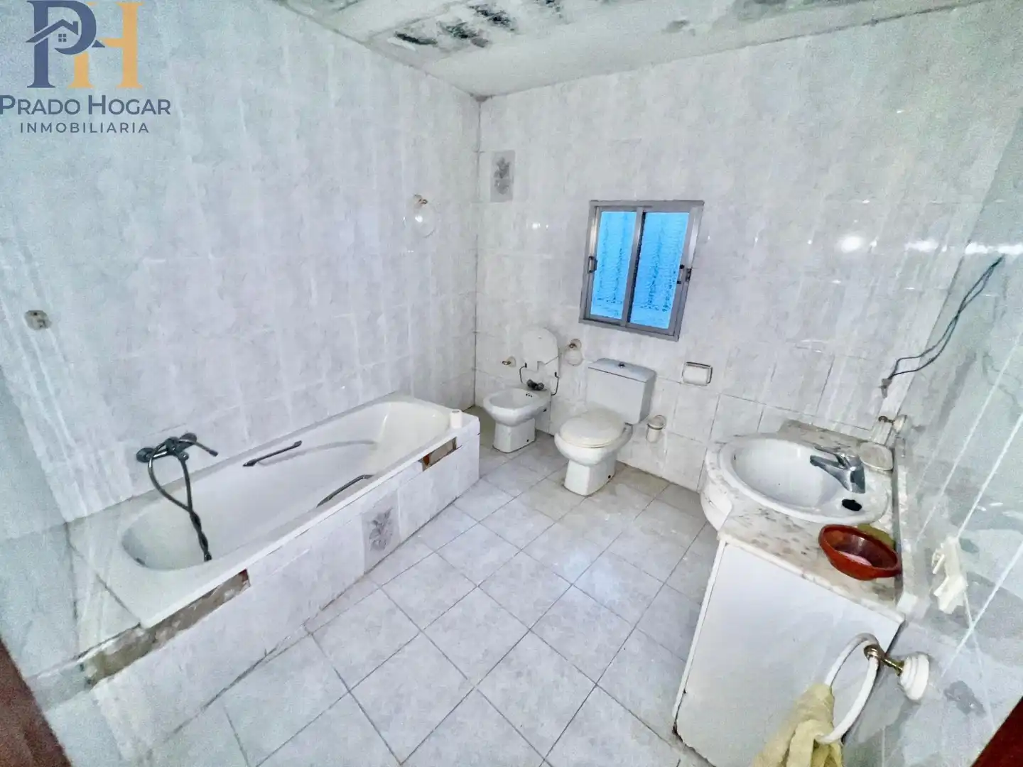 Baño de Casa o chalet en venta en La Puebla de Montalbán