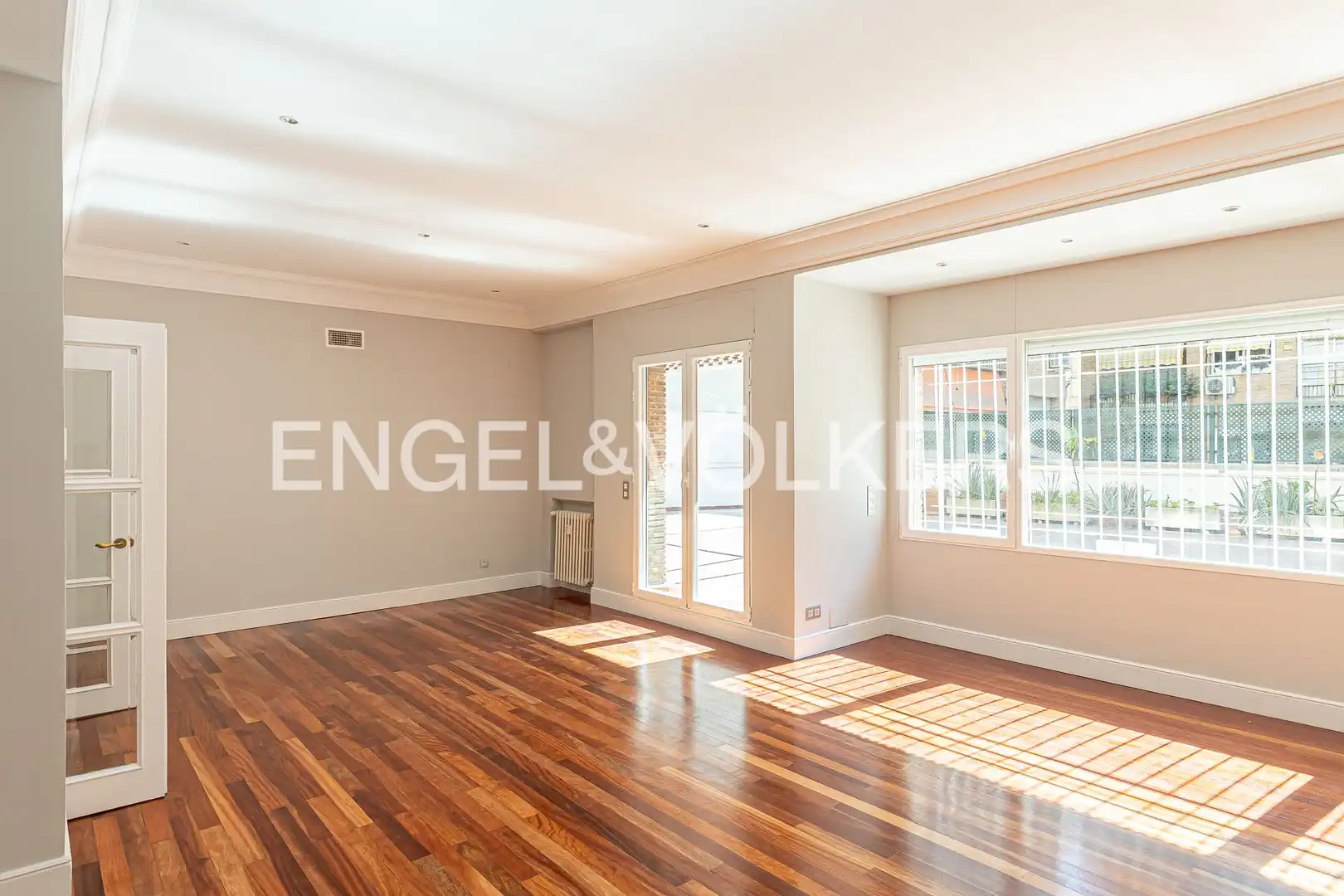Sala de estar de Piso en venta en Madrid con Calefacción, Terraza y Trastero