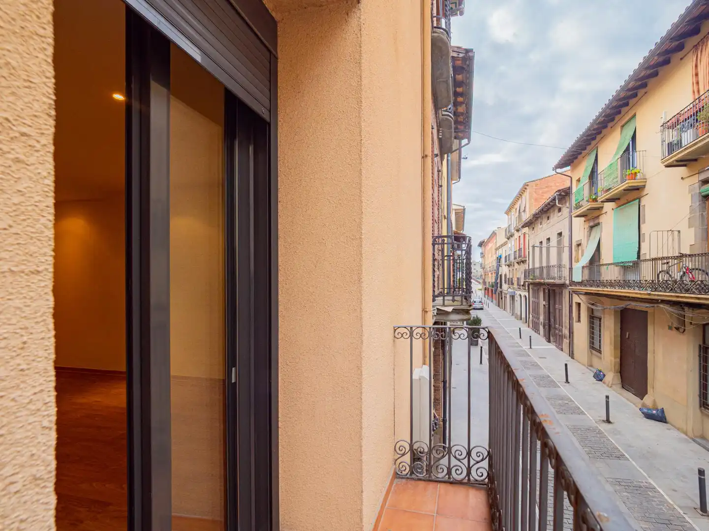 Flat for sale in Manlleu, Barcelona