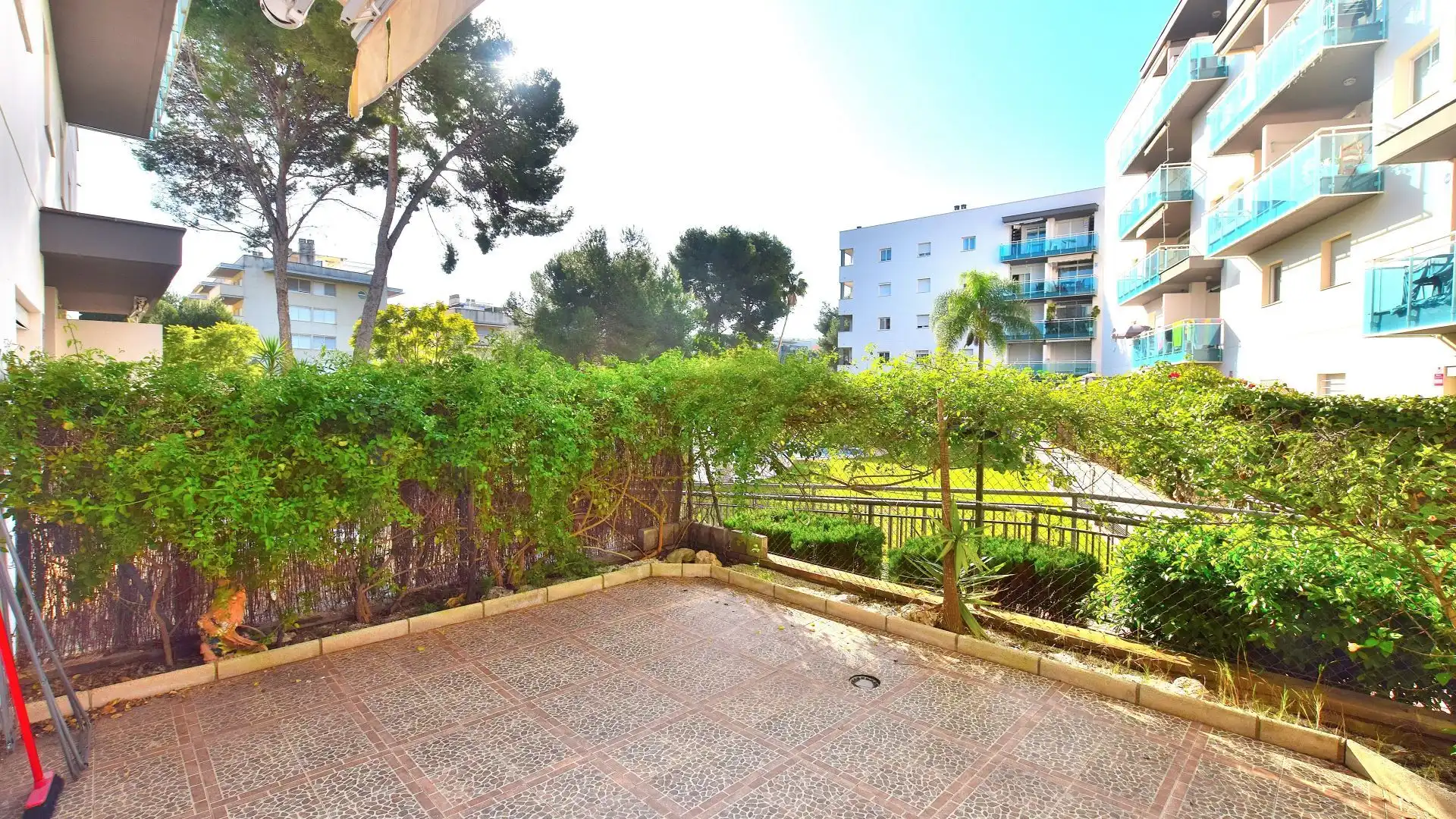 Jardín de Dúplex en venta en Salou con Aire acondicionado, Calefacción y Amueblado