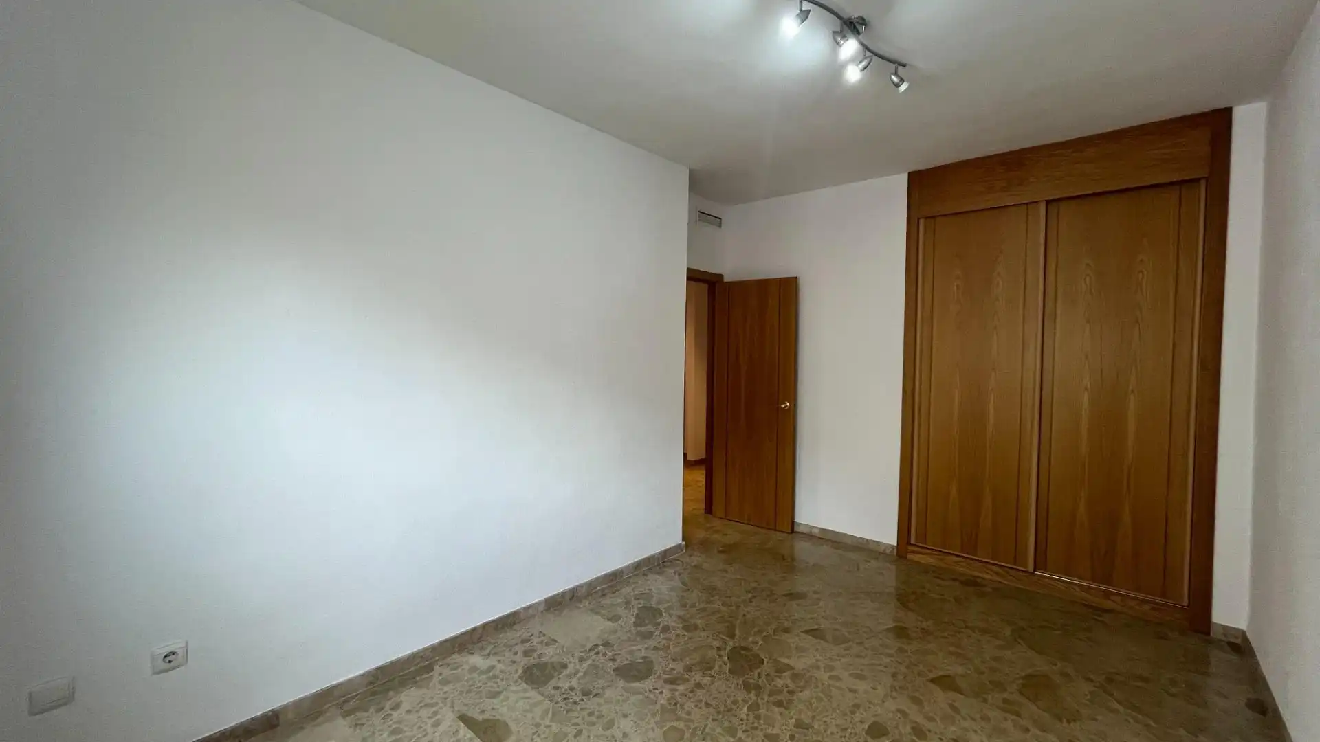 Schlafzimmer von Wohnungen zur Miete in Meliana, Valencia
