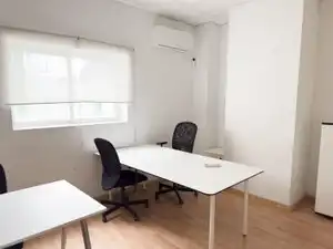 Nave industrial en alquiler en Urbanización Este - Montepríncipe, imagen 8