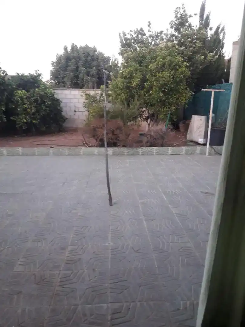 Jardí de Casa o xalet en venda en Dos Hermanas amb Aire condicionat