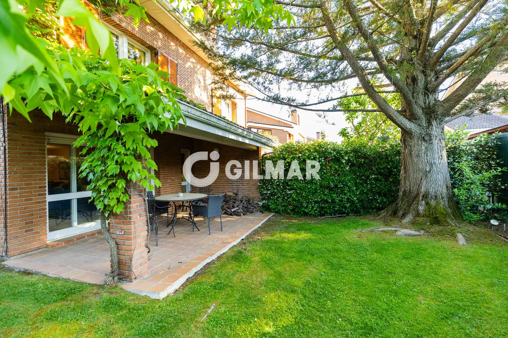 Jardí de Casa adosada en venda en Becerril de la Sierra amb Calefacció, Jardí privat i Piscina
