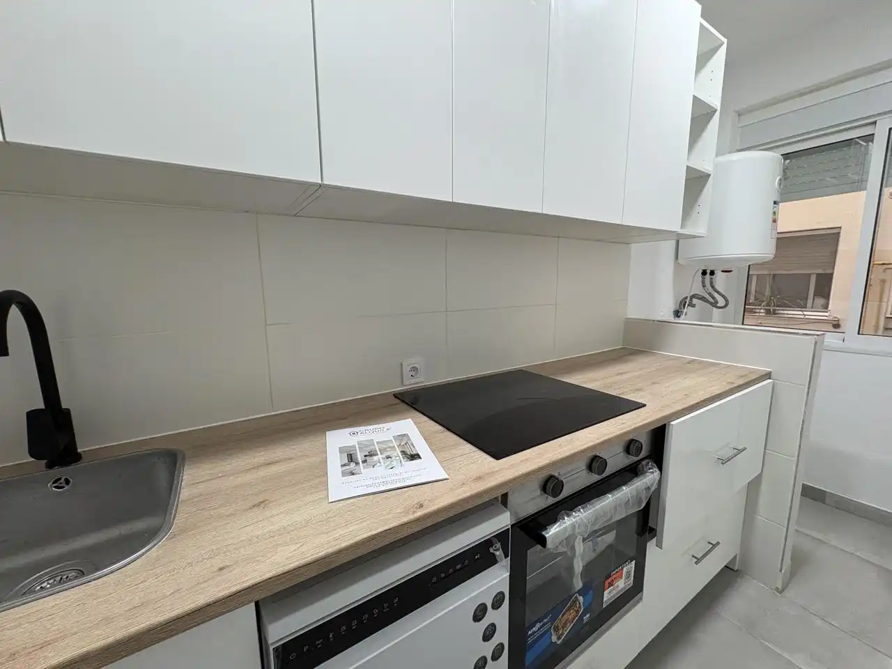 Wohnung zur Miete in Calle de Torres Miranda, Chopera
