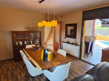 Casa con balcón en venta en Santa Clotilde