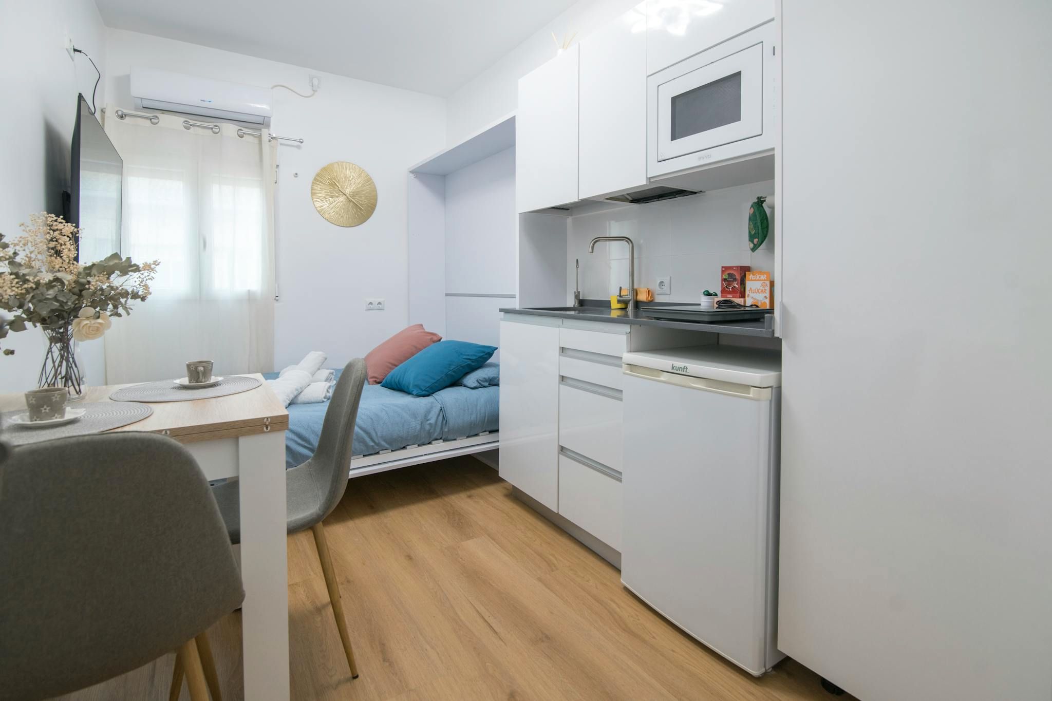 Bedroom of Flat to rent in  Valencia Capital  with Air Conditioner, Heating and Furnished