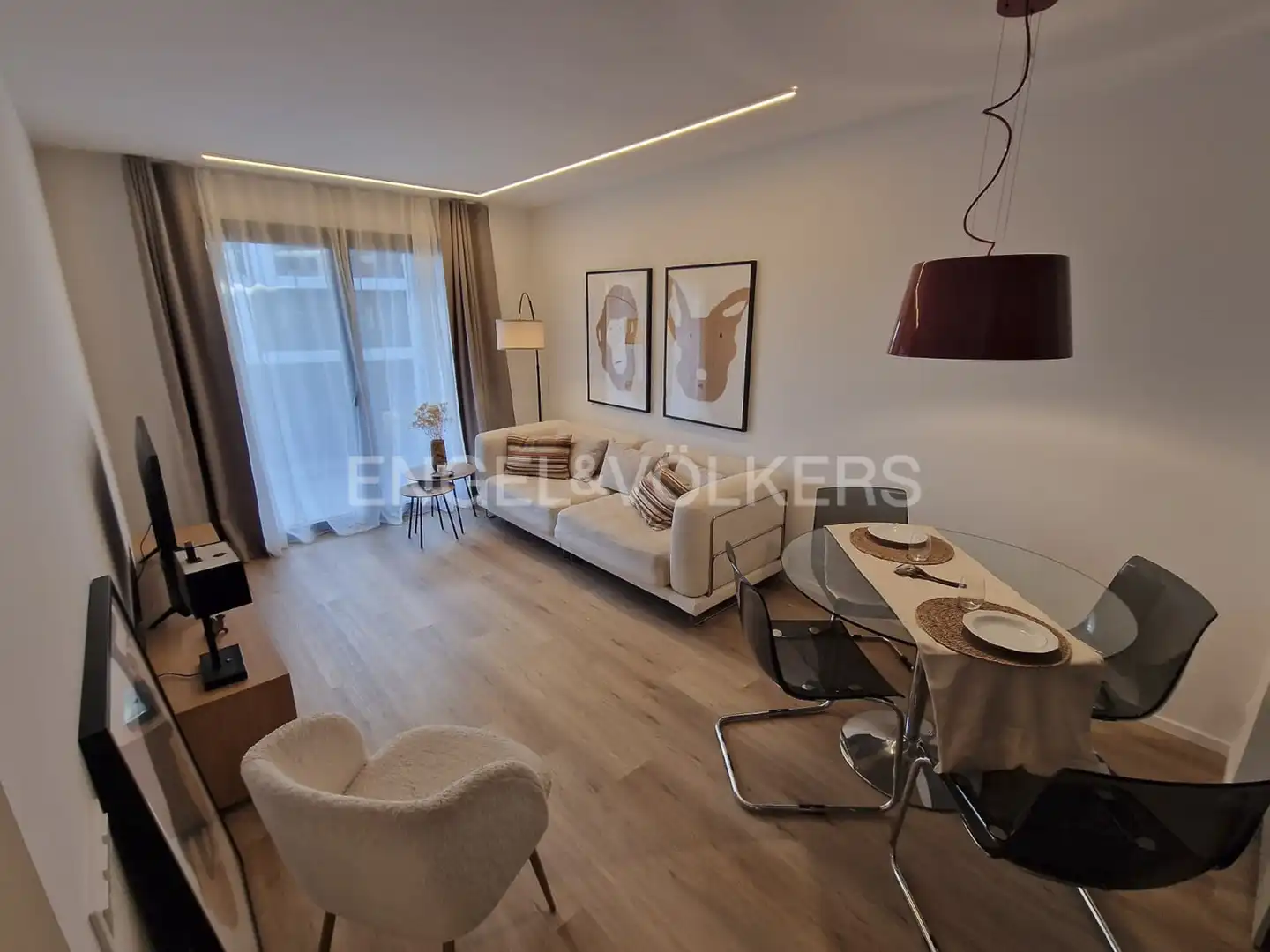 Wohnzimmer von Wohnung zur Miete in Esplugues de Llobregat mit Klimaanlage, Heizung und Parkett