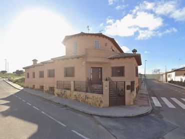 Detached house for sale in Alameda de la Sagra