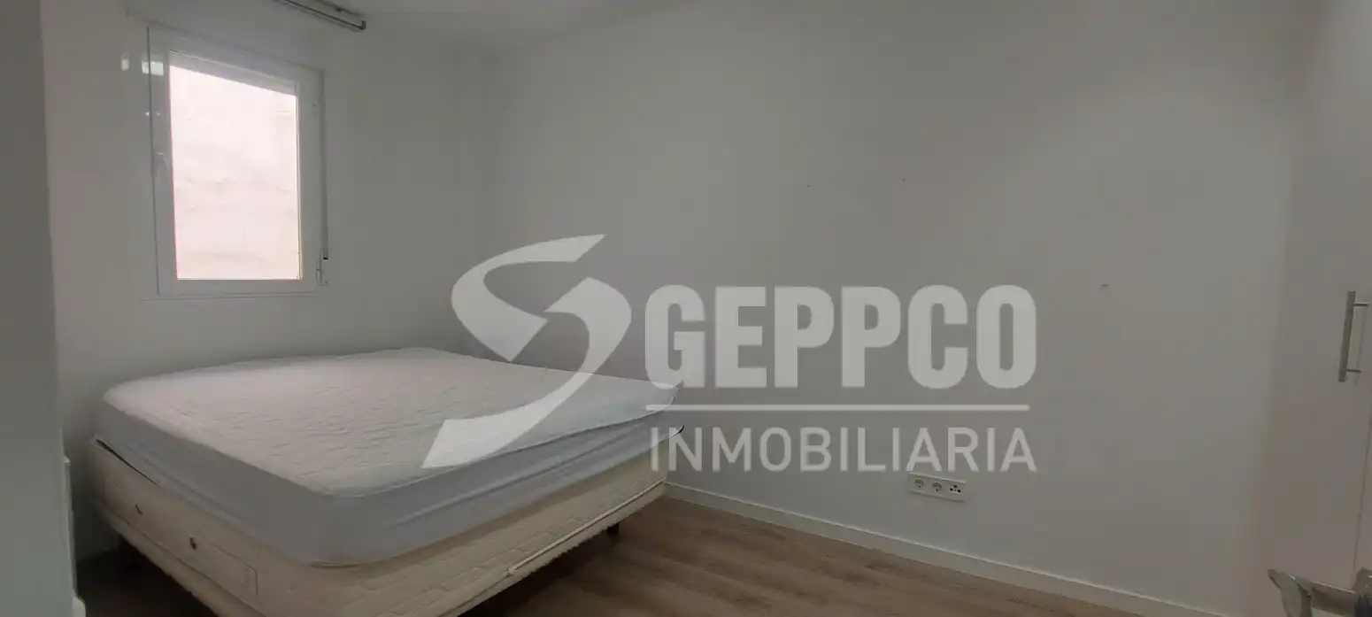 Bedroom of Flat for rent in Madrid  with Furnished