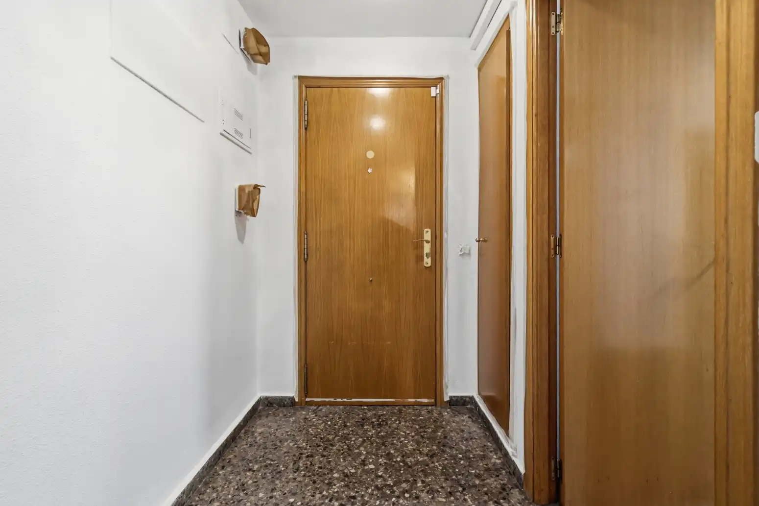 Wohnung zum Verkauf in Alaquàs mit Klimaanlage, Terrasse und Abstellraum