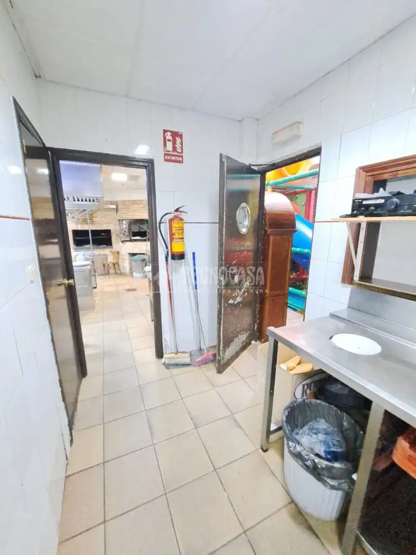 Local en venda en Parla