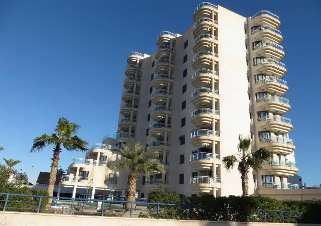 Vista exterior de Garatge en venda en Playa del Galán